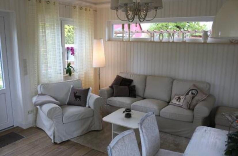 Haus-Elbromantik-Sandau Экстерьер фото